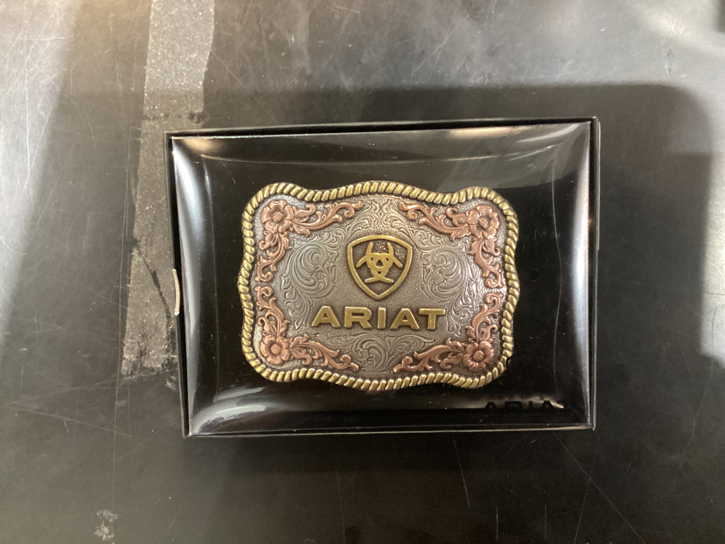 ARIAT BELT BUCKLE SILVER N GOLD