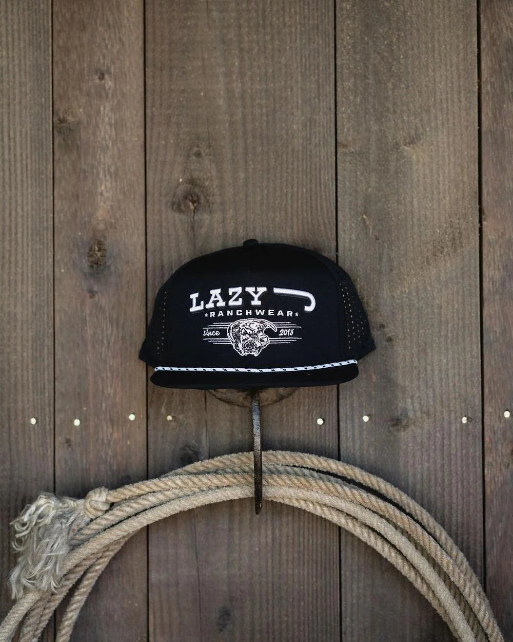 LAZY J RANCH BLACK HEREFORD BULL WESTERN PERFORMANCE ROPE TRUCKER HAT
BLKPERJ
