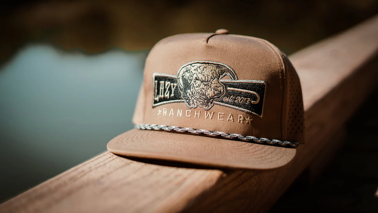 LAZY J RANCH TAN DIAMOND BANNER PERFORMANCE CLASSIC ROPE TRUCKER HAT
TANPERBANNER