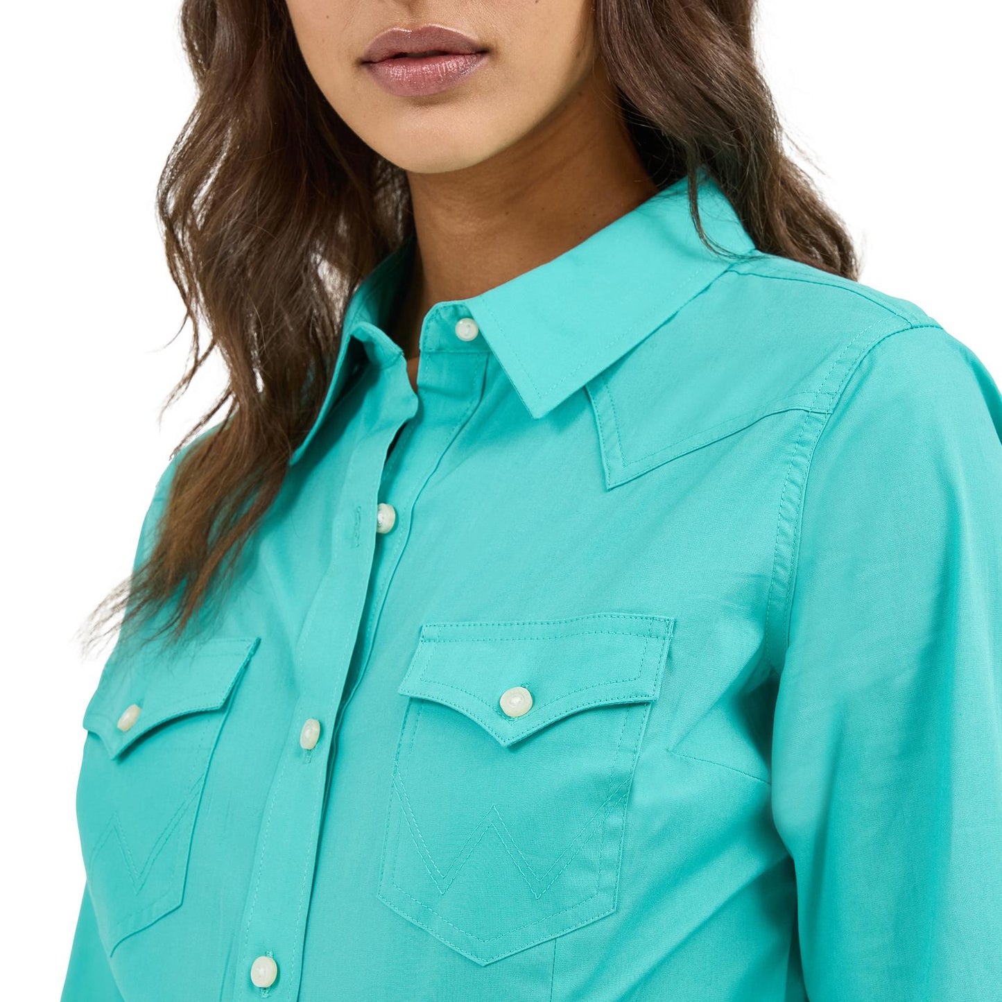 Women's Wrangler Retro® Long Sleeve Solid Shirt