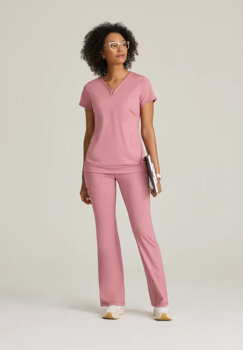 Motivate Knit Top - Seasonal Color