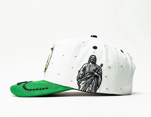 Bigg Boss San Judas White