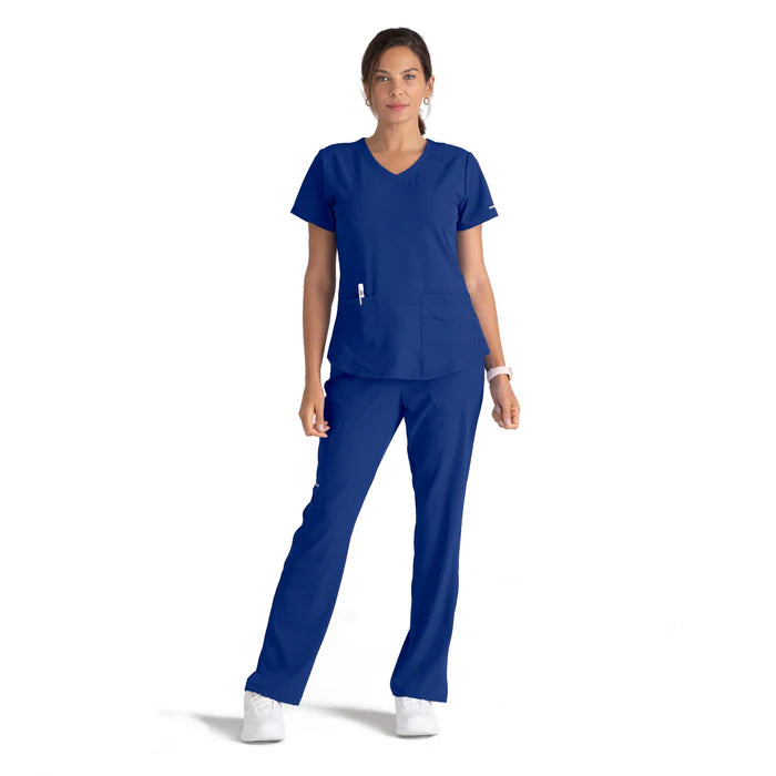 Breeze 3-Pocket Curved V-Neck Scrub Top
