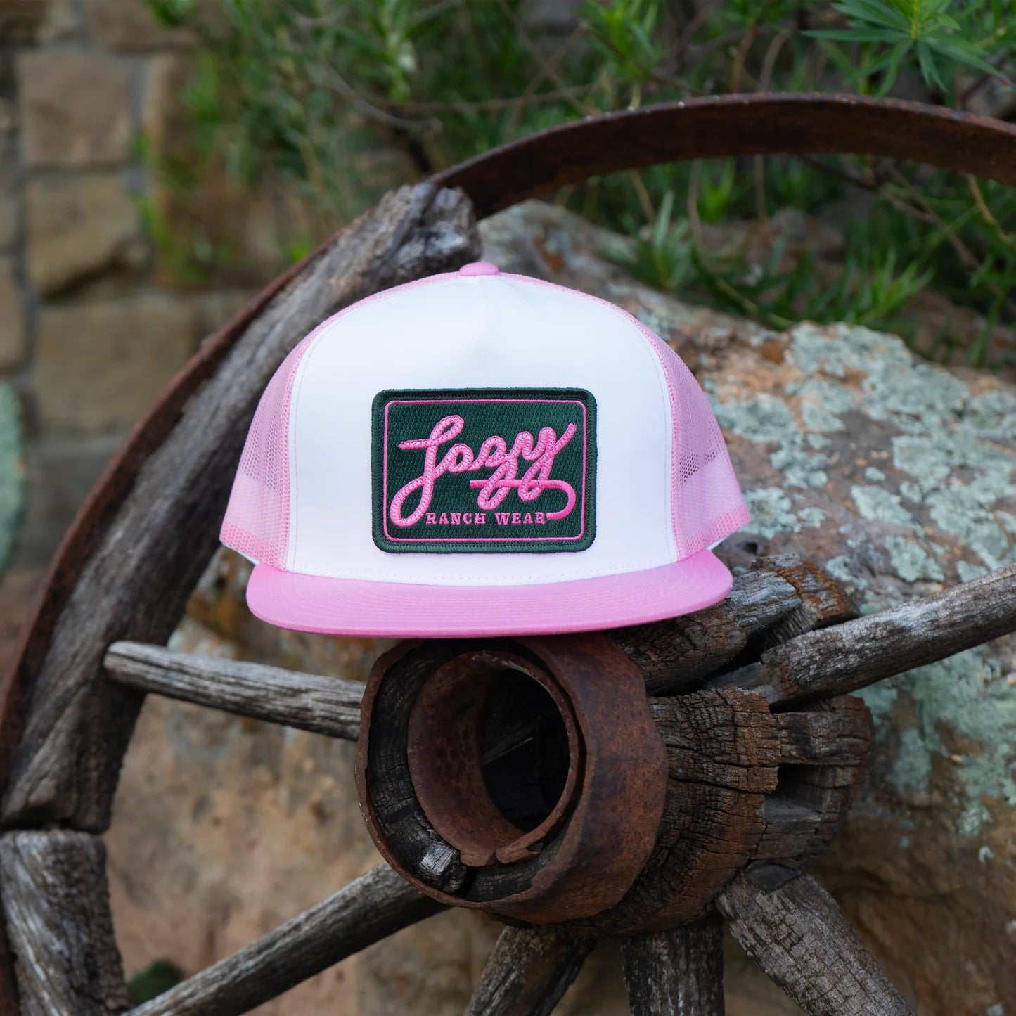 LAZY J RANCH WHITE & PINK BREAKAWAY CLASSIC FIVE PANEL TRUCKER HAT
ALTPINK4-BA-PNK