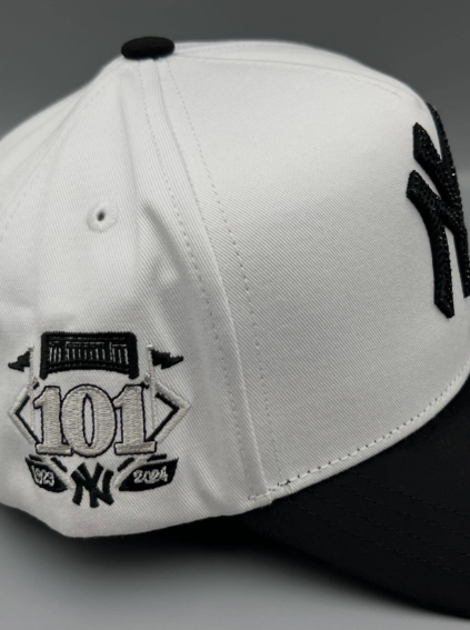 Kevin Hats New York White on Black