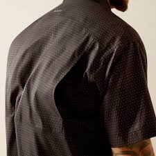 ARIAT Venttek Clasic Black SS SHIRT