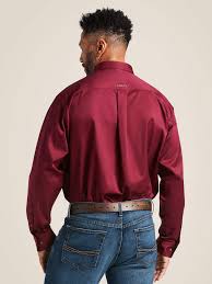 Ariat Solid Twill Clssc Burgundy LS SHRT