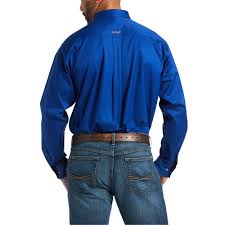 Ariat Solid Twill Classic Fit Shirt