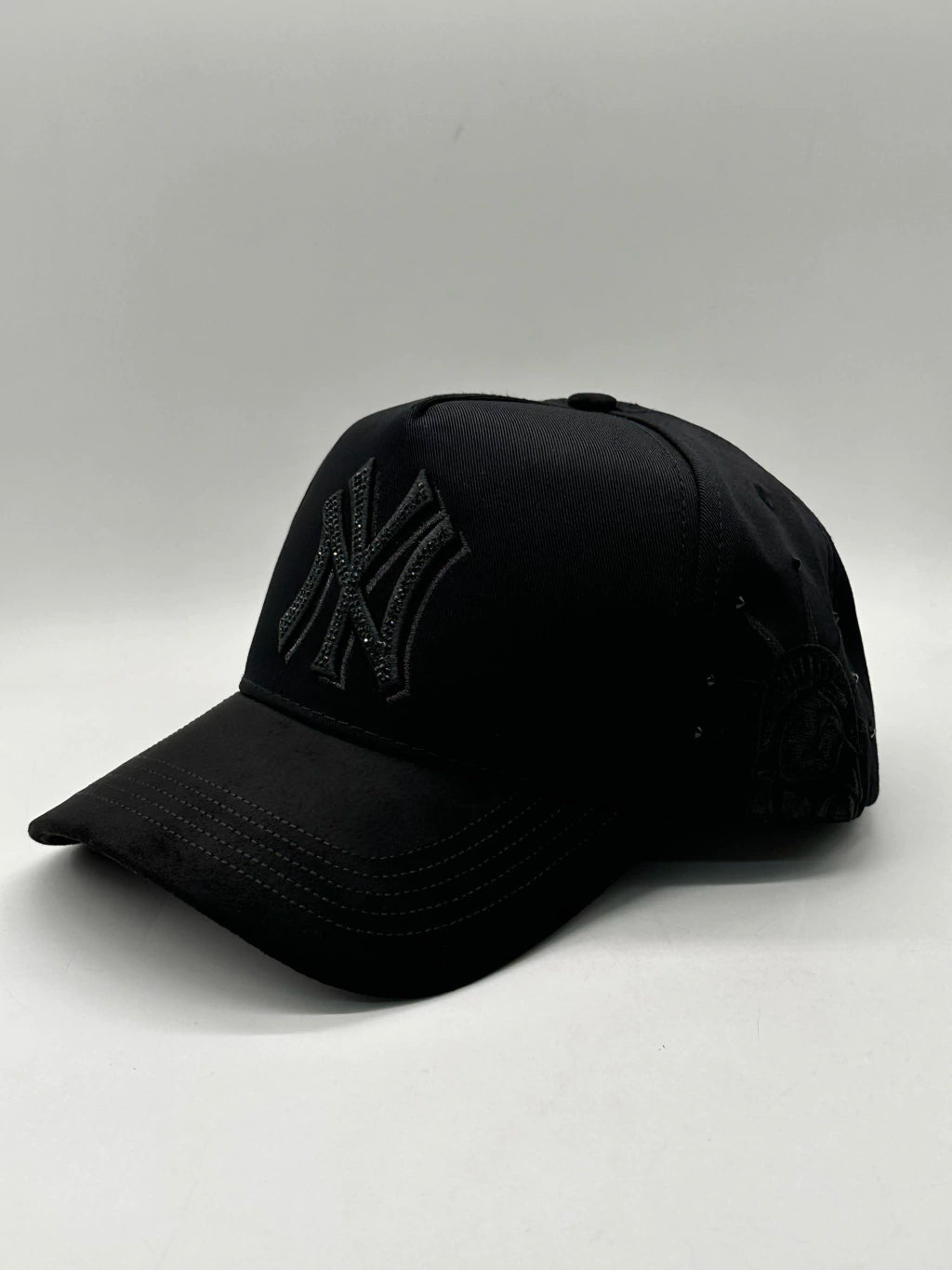 BIG BOSS// KEVIN HATS NY TOTAL BLACK
